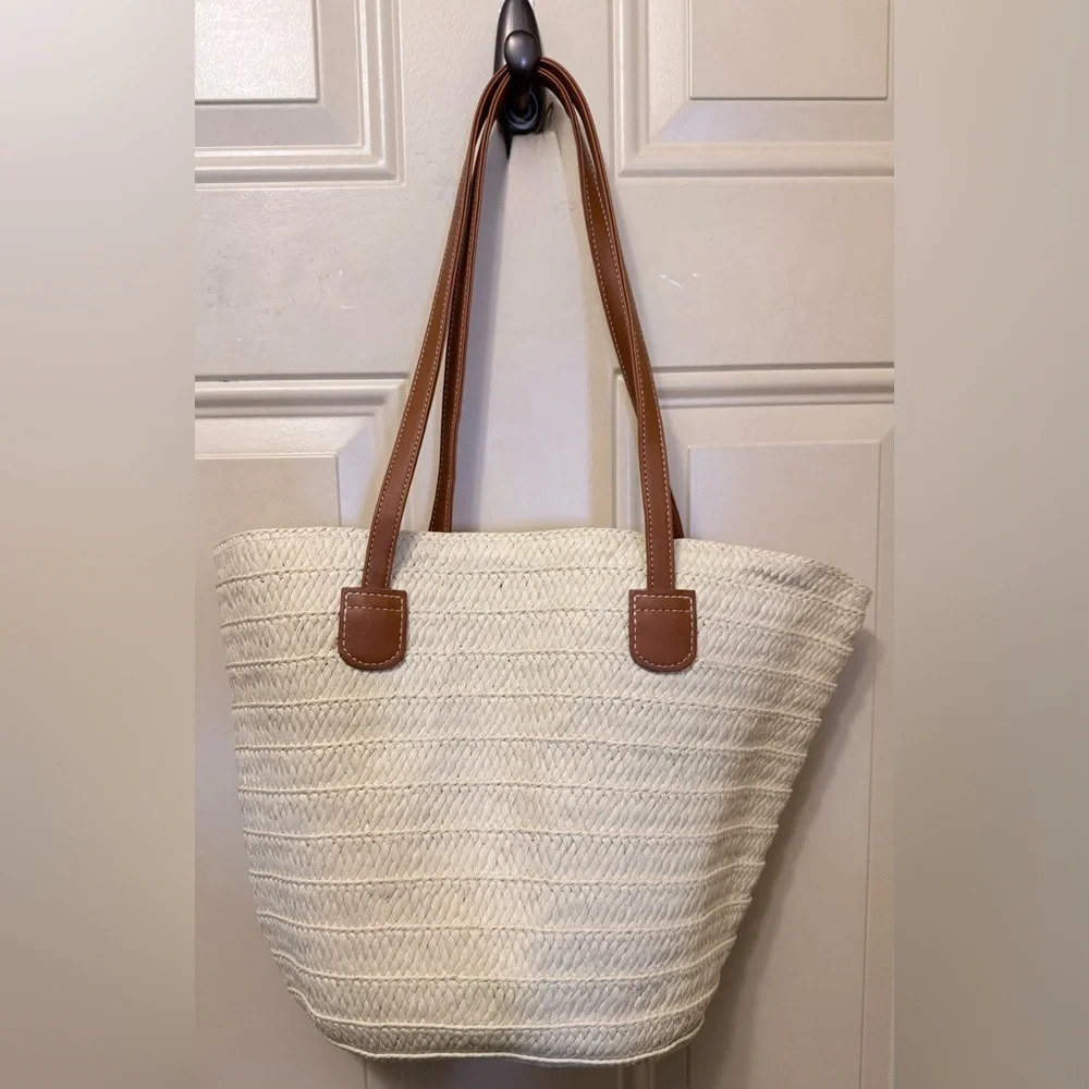 Straw Tote Bag - Picture 5 of 6